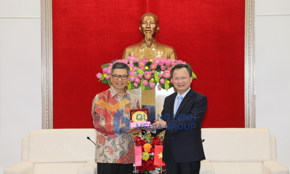 Chủ tịch UBND tỉnh tiếp xã giao Đại sứ Indonesia, tháng 3-2024