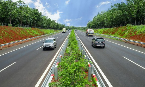 Điều kiện để phương tiện cơ giới nước ngoài tham gia giao thông tại Việt Nam