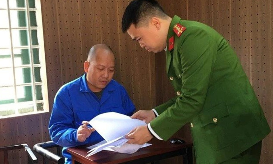 Một Phó chủ tịch xã ở Thái Bình "bắt tay" với kẻ trộm đồ thờ