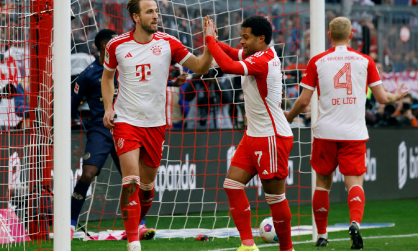 Kane lập hat-trick giúp Bayern thắng 8-1