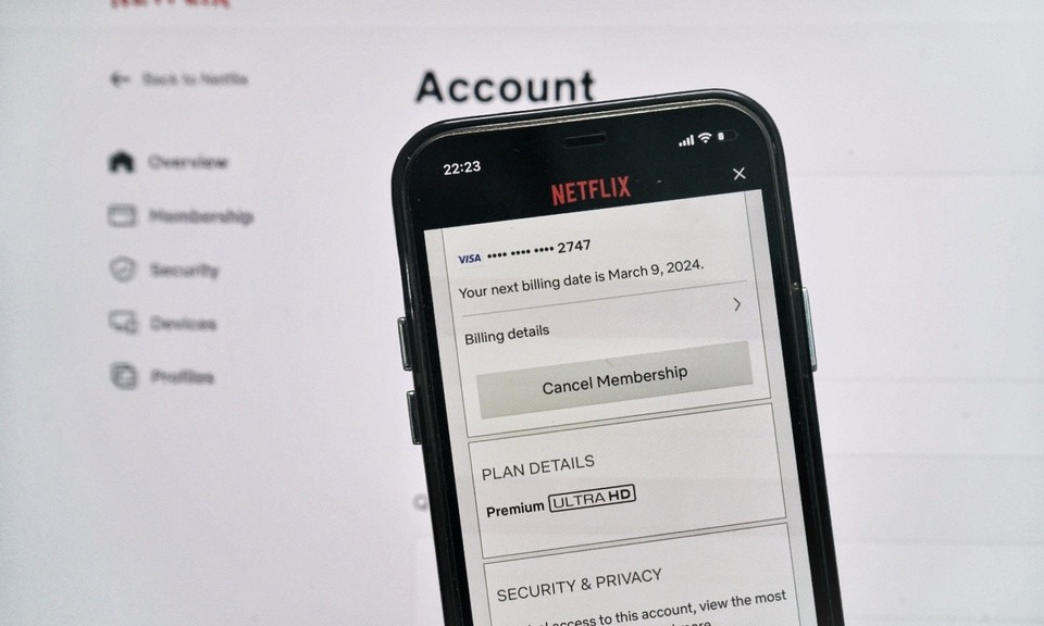 Tại sao bạn hay mất tiền oan cho Netflix, Spotify?