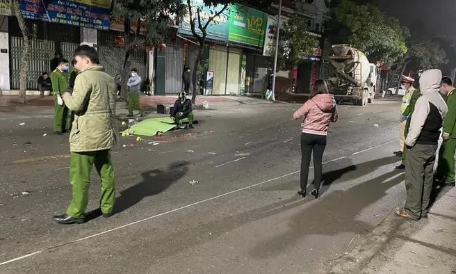 Va chạm với xe bồn, 2 người tử vong tại chỗ