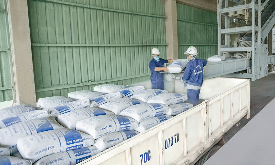 Ngành xi măng kỳ vọng “sáng” hơn nhờ đầu tư công