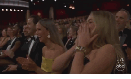 Đằng sau màn khỏa thân chấn động của John Cena ở Oscar
