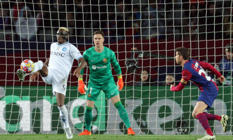 Lewandowski đưa Barca vào tứ kết Champions League