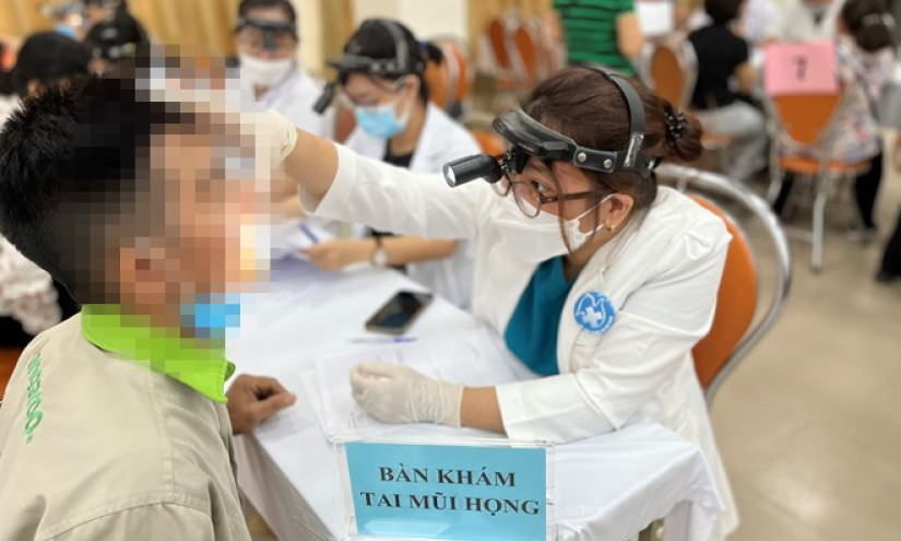 Bác sĩ vui mừng đợi lương tăng cao nhất trong thang bảng lương