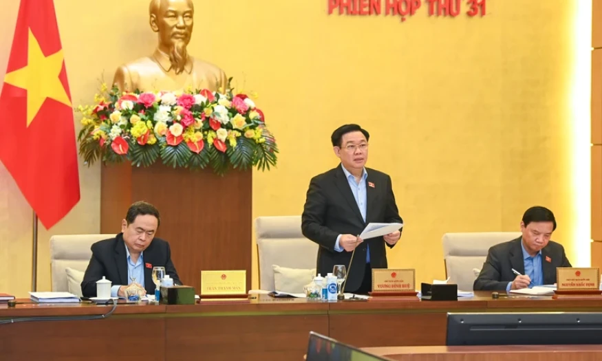 Thảo luận kỹ lưỡng nhiều dự án luật trước khi trình Quốc hội tại kỳ họp thứ 7