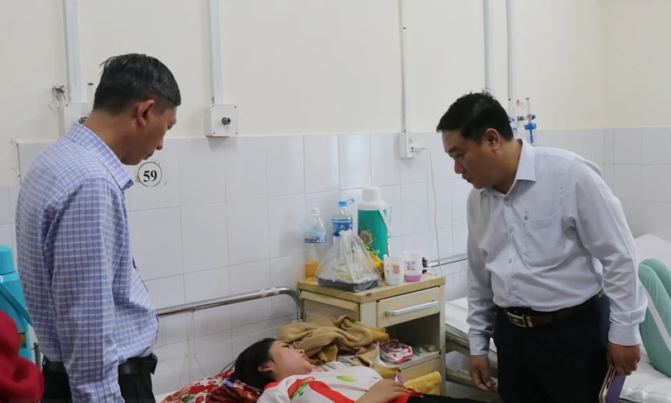 Vụ nghi ngộ độc do ăn cơm gà tại Khánh Hòa: Số nạn nhân đã tăng lên 195 người