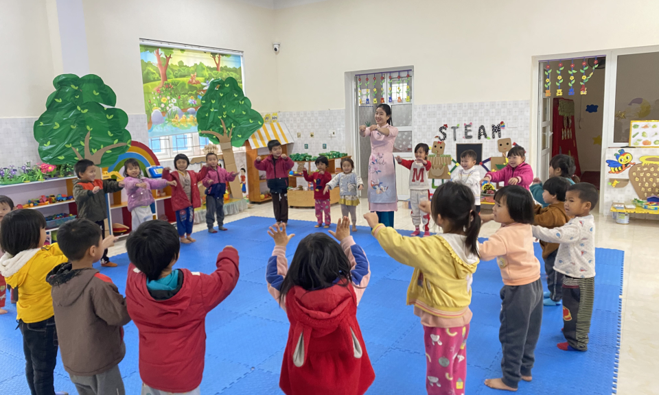 Những người nuôi giấc mơ con chữ ở vùng cao