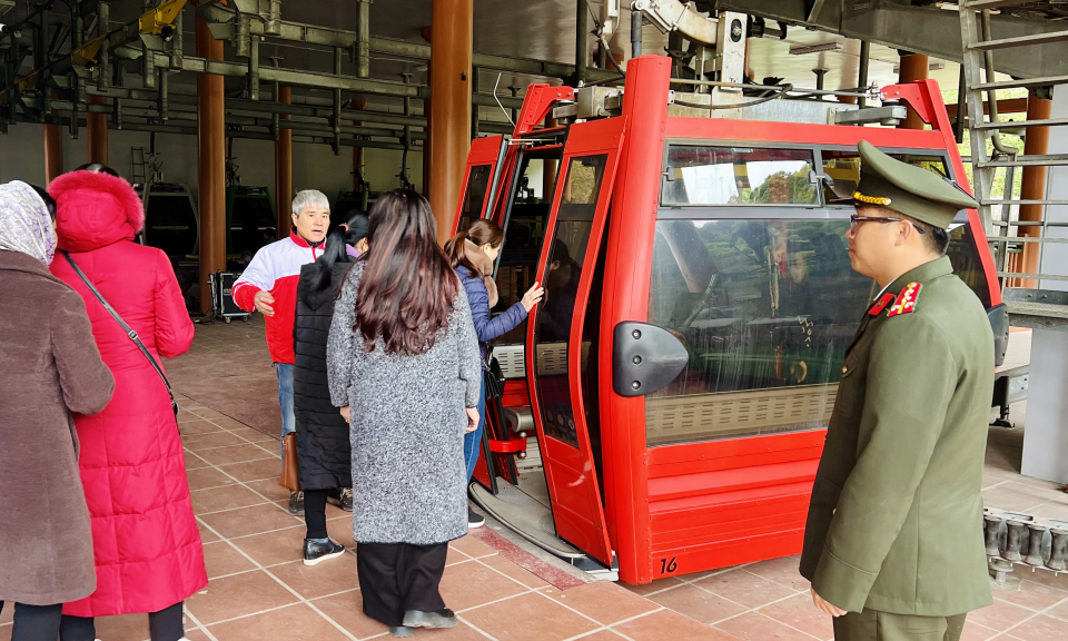 Giữ an toàn, văn minh tại các điểm du lịch tâm linh