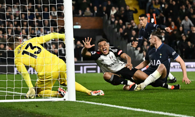 Tottenham thua thảm ở Ngoại hạng Anh