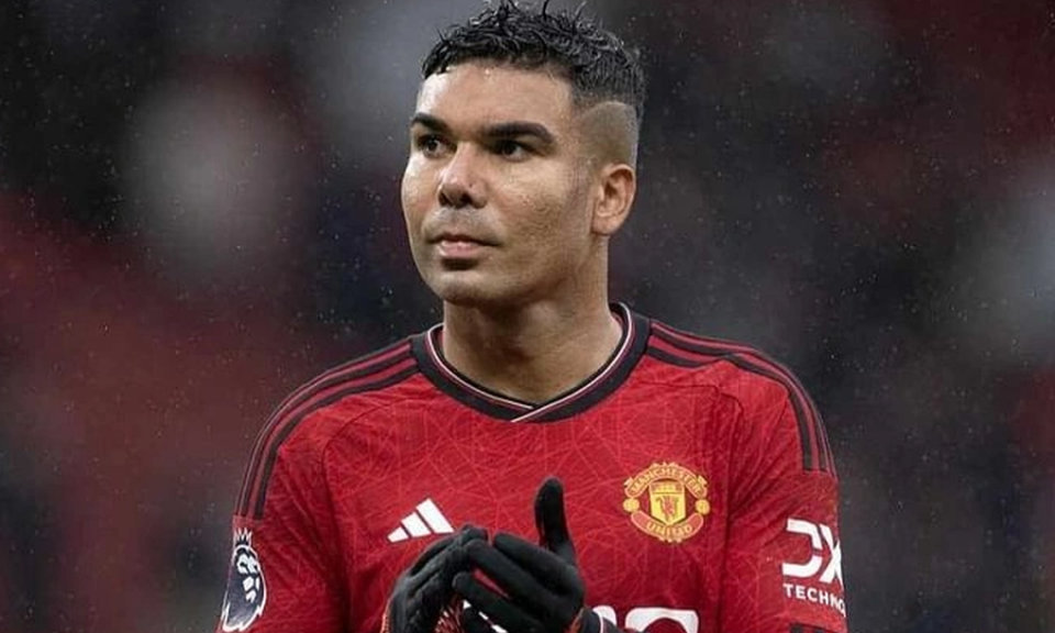 Man Utd bất ngờ nhận tin sét đánh trước trận gặp Liverpool