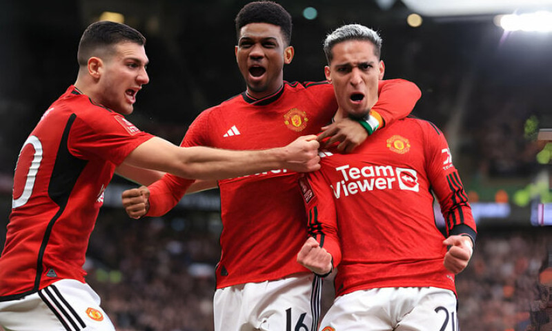 Kết quả bốc thăm bán kết FA Cup: Man Utd gặp may, Chelsea đấu Man City