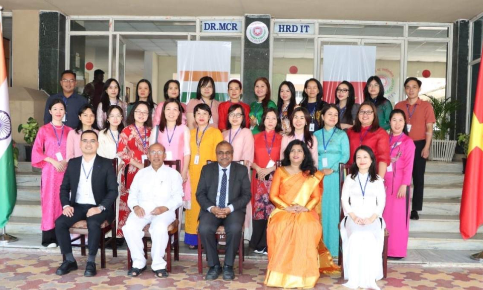 India offers a specially designed training program on journalism to Vietnam
