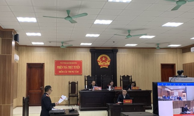 Tiến sỹ trộm cắp tài sản lĩnh án tù