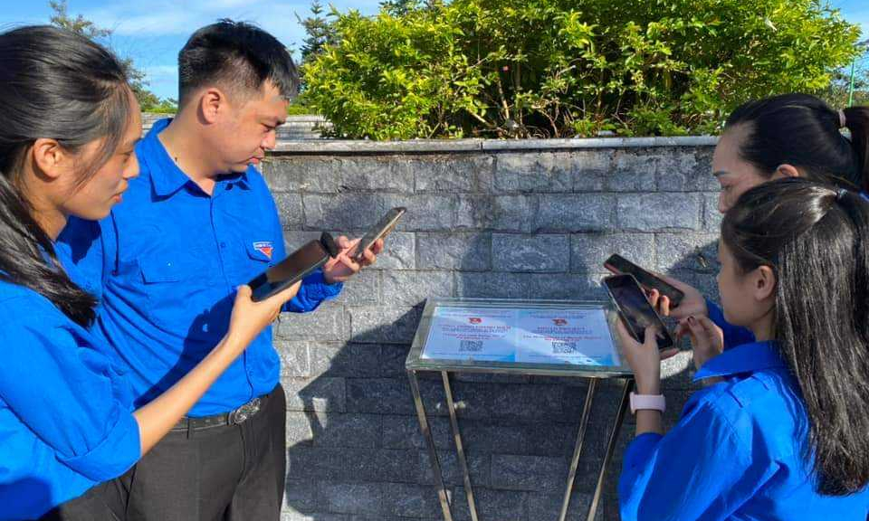 Tuổi trẻ tiên phong, sáng tạo, tiến quân vào KH&CN