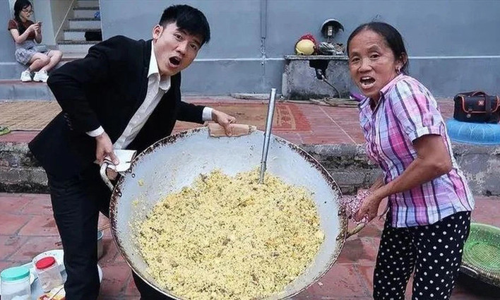 Kênh YouTube Bà Tân Vlog hết thời?