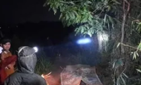 Hai phụ nữ hái rau muống, tử vong nghi do điện giật