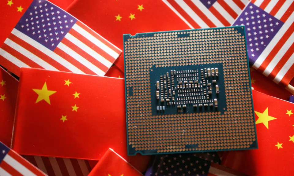 Trung Quốc cấm sử dụng chip Intel và AMD trong máy tính và máy chủ nhà nước