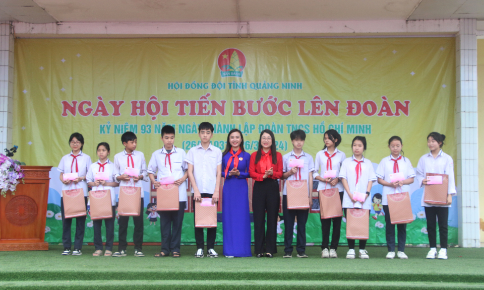 Sôi nổi ngày hội “Tiến bước lên Đoàn” cấp tỉnh