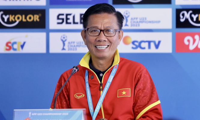 Hé lộ người thay thế HLV Troussier