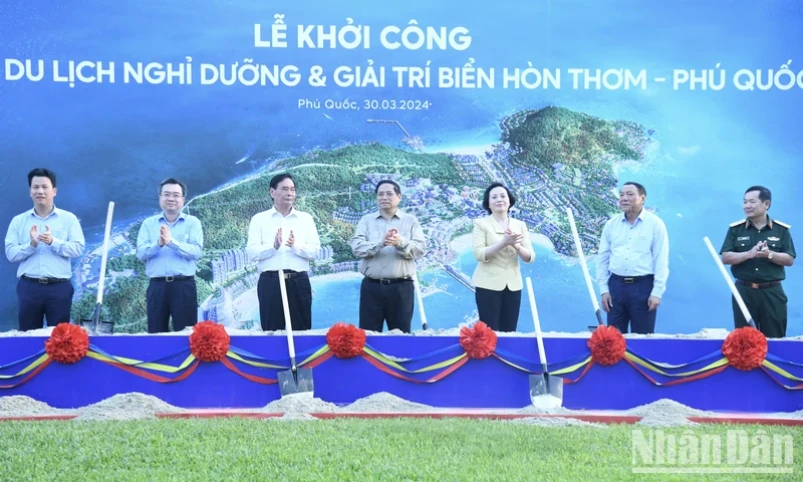 Thủ tướng Phạm Minh Chính dự lễ khởi công Tổ hợp du lịch nghỉ dưỡng và giải trí biển Hòn Thơm-Phú Quốc