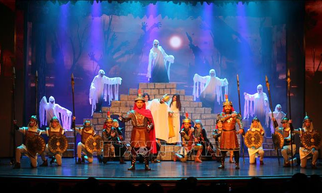 Đoàn Kịch nói Hải Phòng công diễn vở kịch 'Macbeth' của William Shakespeare