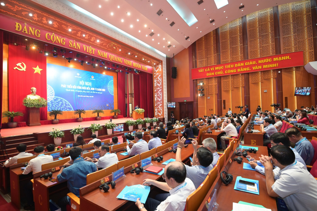 Hội nghị phát triển bền vững nuôi biển, nhìn từ Quảng Ninh với chủ đề “Nuôi biển, vì nguồn sống xanh cho thế hệ mai sau”.