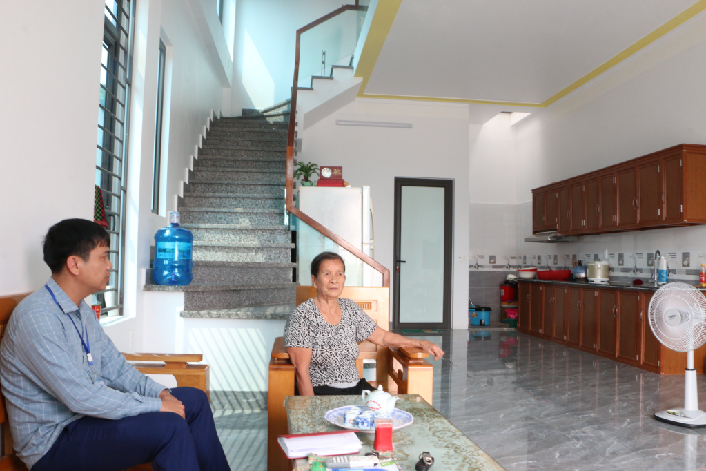 Ngôi nhà mới khang trang của gia đình bà Đào Thị Động (khu Cát Thành, phường Minh Thành, TX Quảng Yên).