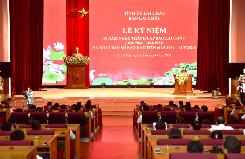 Quang cảnh lễ kỷ niệm.