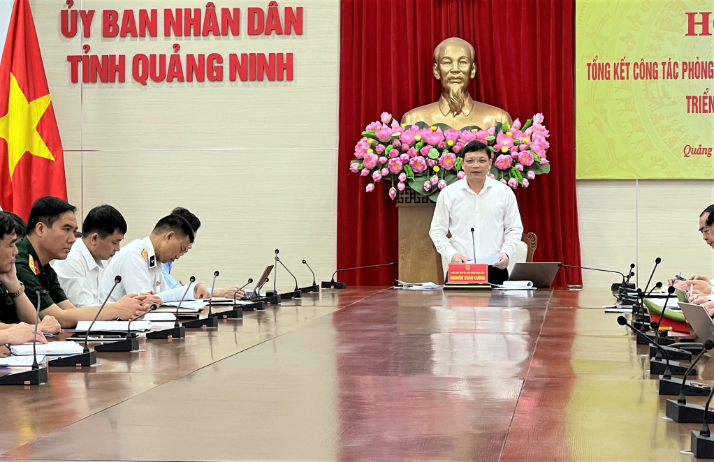Đồng chí Nghiêm Xuân Cường, Phó Chủ tịch UBND tỉnh, Phó trưởng ban Thường trực Ban PCTT, TKCN và Phòng thủ Dân sự phát biểu chỉ đạo Hội nghị.