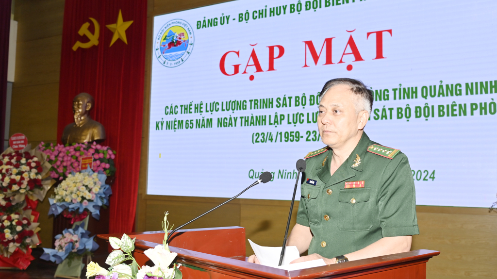 Đại tá Bùi Thế Tuyên, Phó Cục trưởng Cục Trinh sát BĐBP Việt Nam phát biểu tại hội nghị.