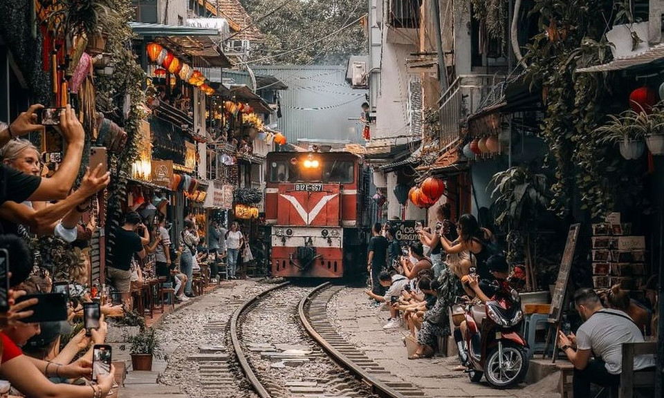 Phố đường tàu Hà Nội và loạt điểm đến từ chối nhiều du khách