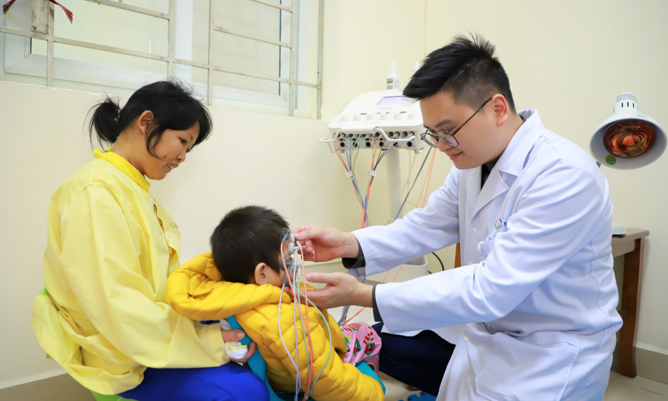 Thắp sáng tương lai cho trẻ tự kỷ