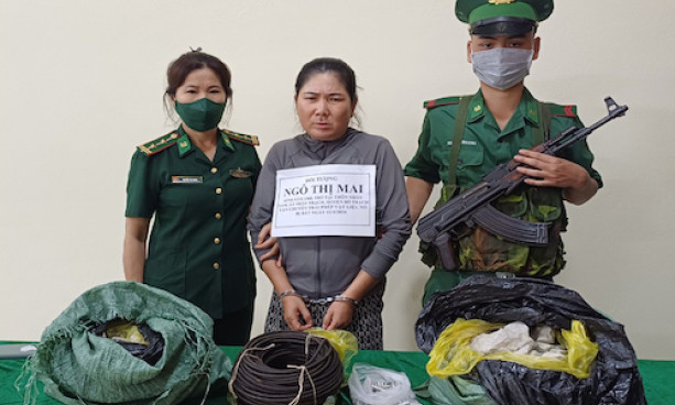 2 người phụ nữ U60 ở Quảng Bình vận chuyển, buôn bán hơn nửa tạ thuốc nổ, 154 kíp nổ