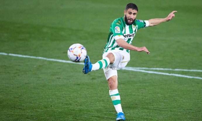 Nabil Fekir sắp có bến đỗ mới