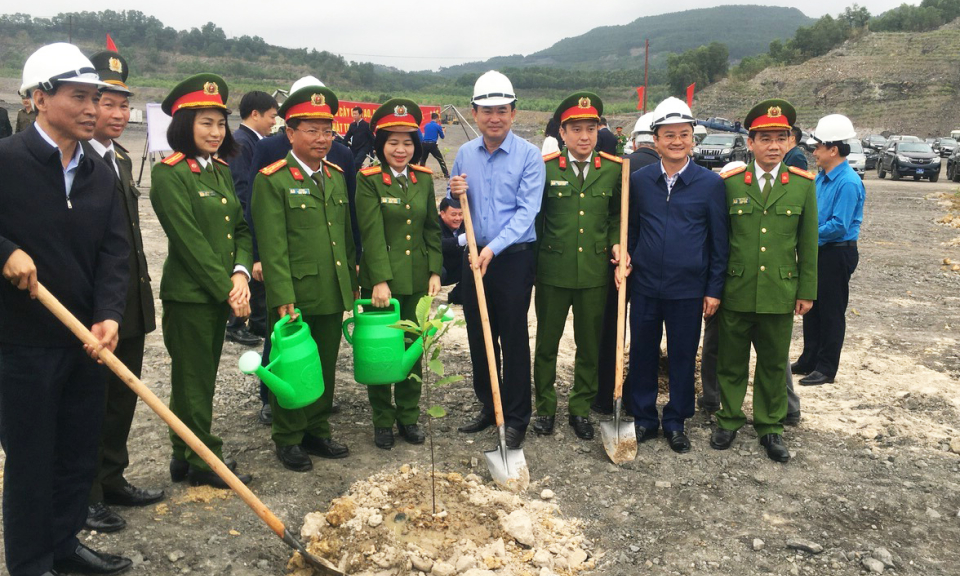 Chủ tịch UBND tỉnh đề nghị các đơn vị, doanh nghiệp đăng ký hỗ trợ trồng rừng lim, giổi, lát