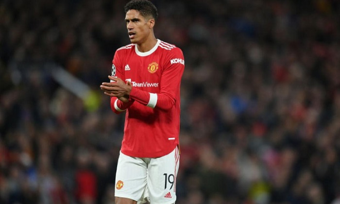Sir Jim chốt hạ tương lai Varane