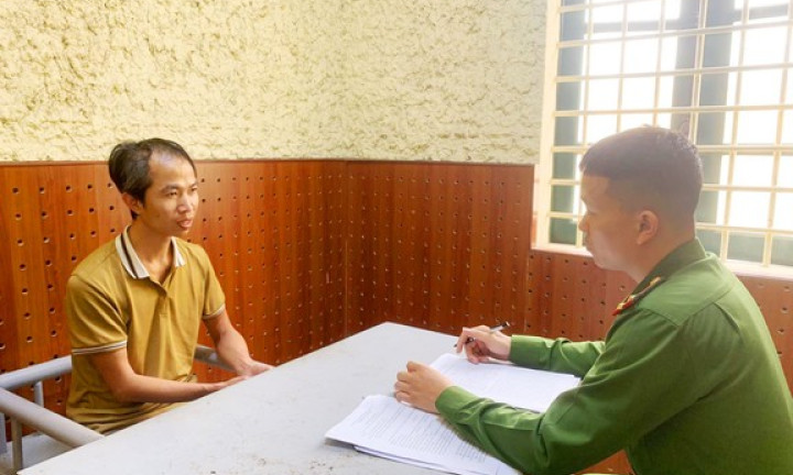 Đòi tiền không được, 3 lần mang xăng phóng hỏa nhà con nợ