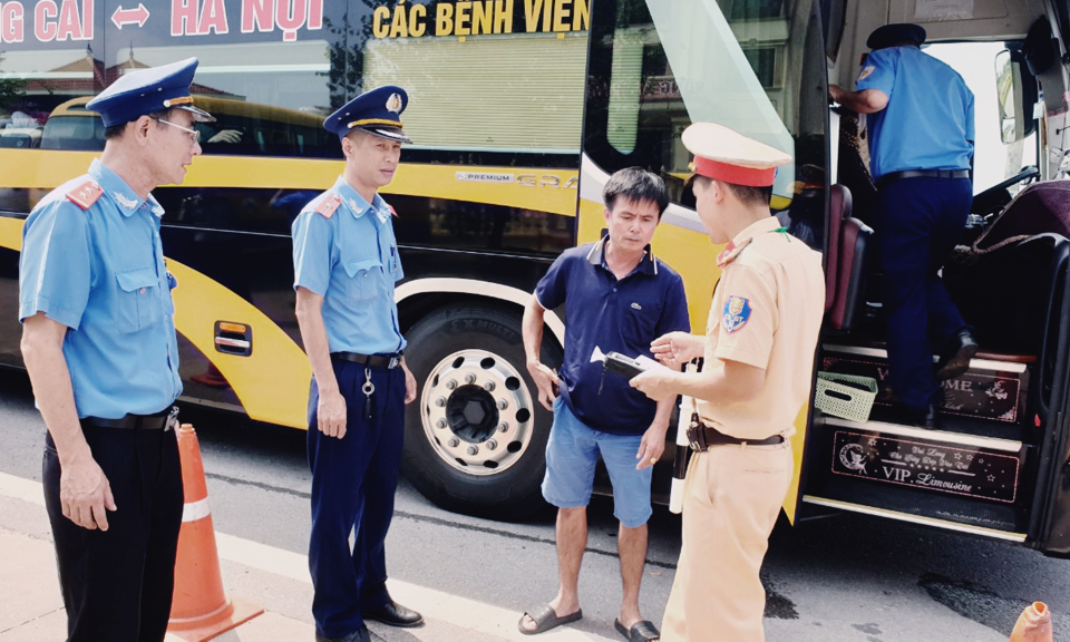 Tăng cường kiểm tra, xử lý vi phạm giao thông