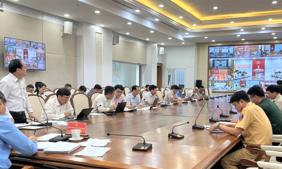 Tiếp tục triển khai đồng bộ các giải pháp bảo đảm TTATGT