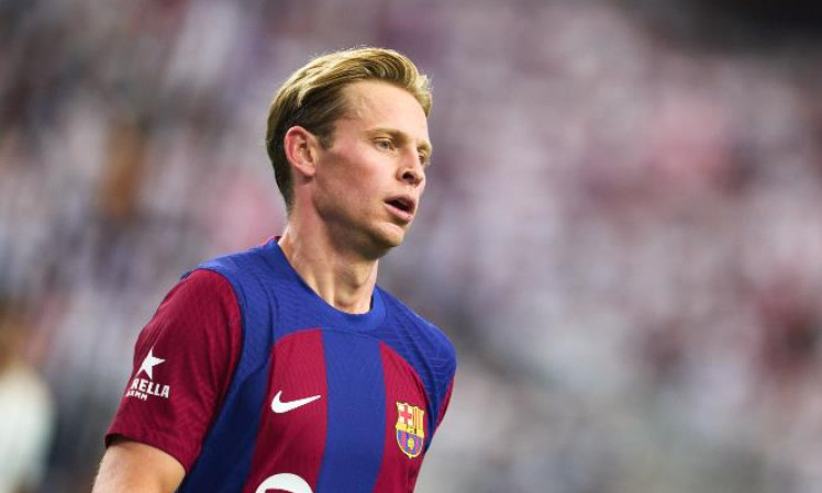 PSG quyết mua Frenkie de Jong