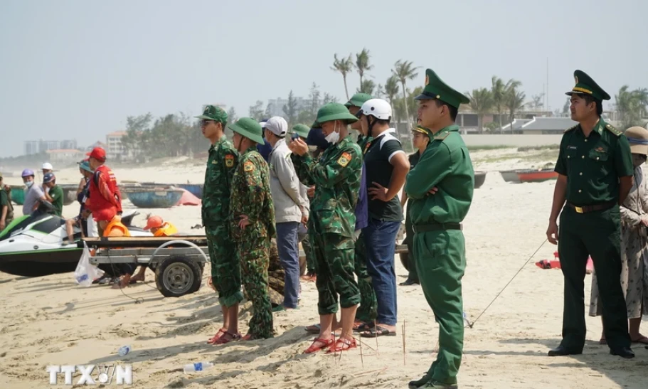 Đà Nẵng: Khẩn trương tìm kiếm hai anh em sinh đôi mất tích khi tắm biển