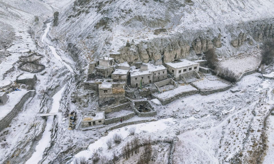 Vội đến Ladakh khi còn được dạo bước trên những dòng sông băng