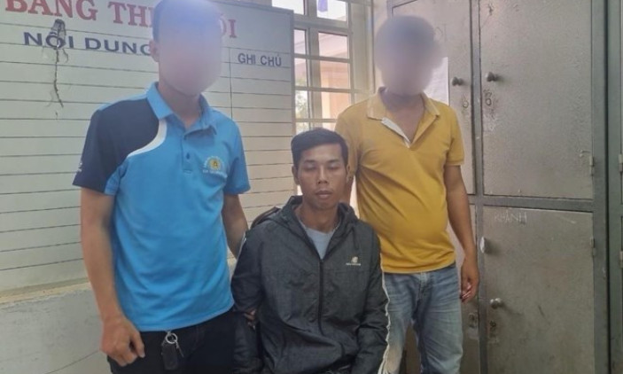 Bắt giữ đối tượng cướp giật điện thoại iPhone 15 Pro Max giữa ban ngày