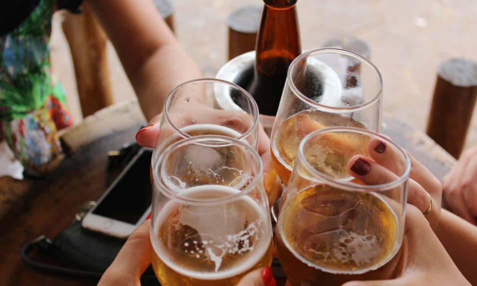 Những thói quen gây hại dạ dày