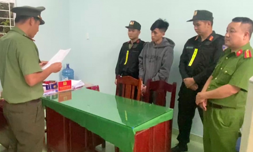 Bắt giam nhóm bảo kê, nổ súng giương oai ở Dung Quất