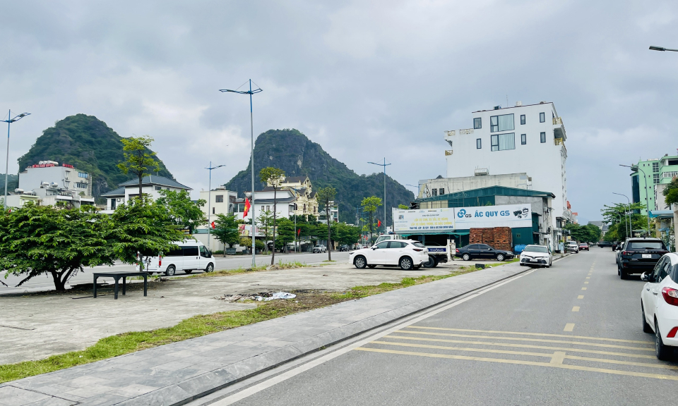 TP Hạ Long: Khắc phục tình trạng thiếu bãi đỗ xe