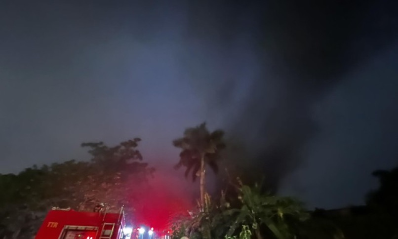 Cháy lớn tại nhà xưởng ở Thanh Trì, nhiều tiếng nổ lớn phát ra nghi do bình ga 