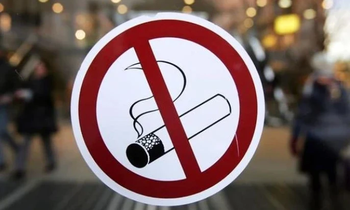 Canada: Ontario cấm triệt để điện thoại và thuốc lá điện tử trong trường học